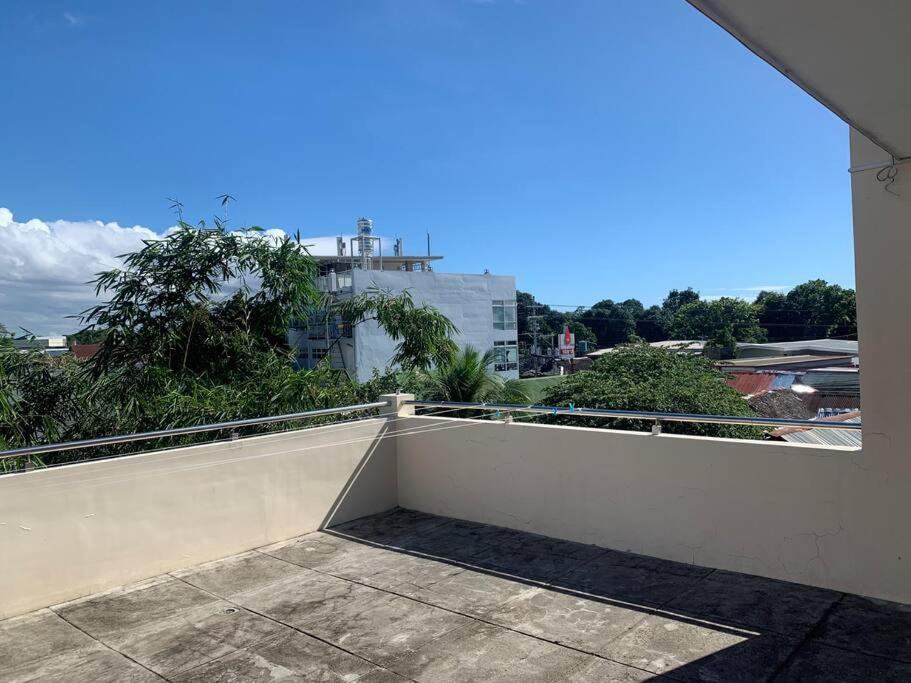 Lee'S Apartment Dumaguete City Exterior foto